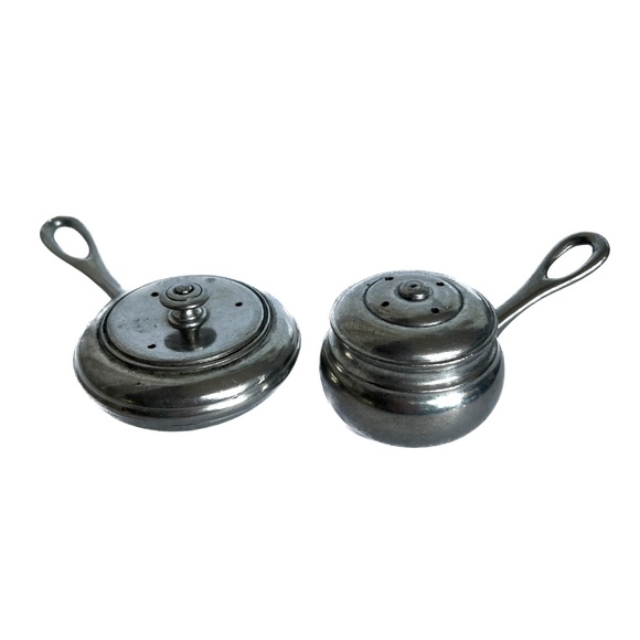 Pewter Salt And Pepper Shakers Saucepan Frypan Kitchen Decor Pot Pan Retro - Picture 2 of 6
